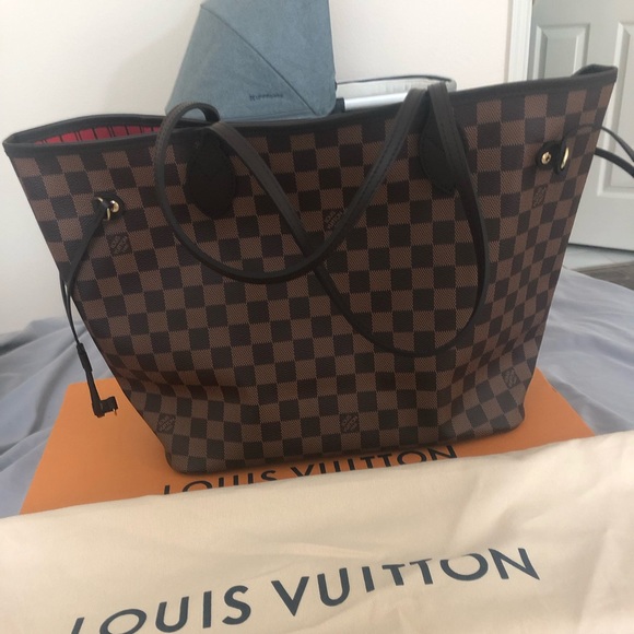 ❌SOLD ❌2019 Authentic neverfull MM in DE - Picture 1 of 4